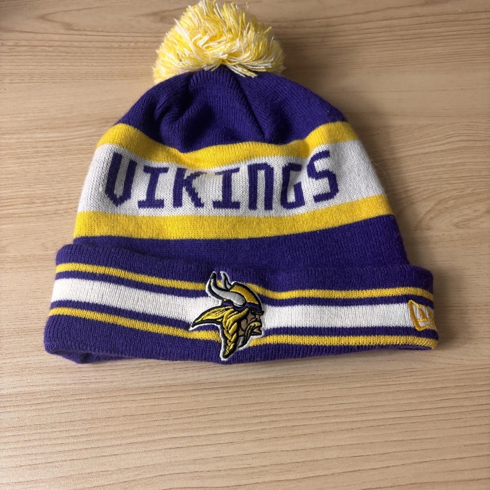 Minnesota Vikings Hat Beanie Mens Purple Yellow NFL Football New Era Pom Knit